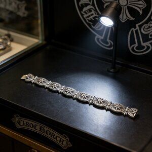 Chrome Hearts Classic Retro Six-Star Bracelet